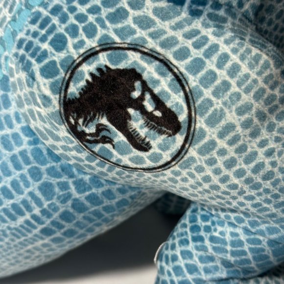 Jurassic World Fallen Kingdom T-Rex Cuddle Pillow Plush Dinosaur - Picture 3 of 12